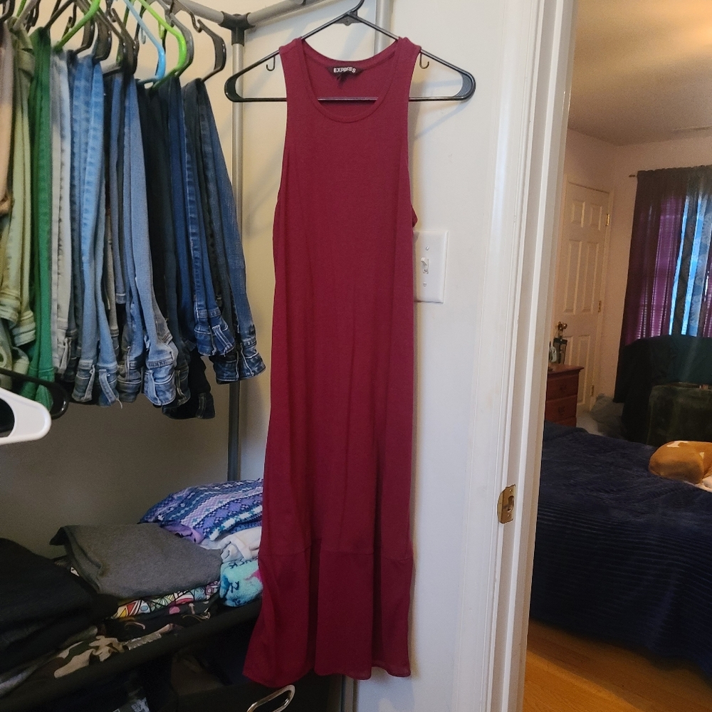 Express sleeveless midi